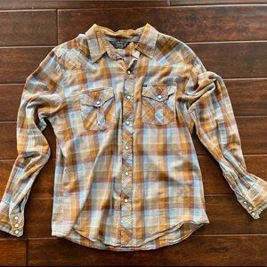 Salt Valley Size Large Athletic Fit Western Style Shirt with Pearl Snaps